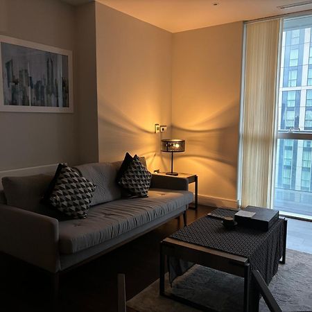 Апартаменты Collection No9 Harbour Way Лондон Экстерьер фото